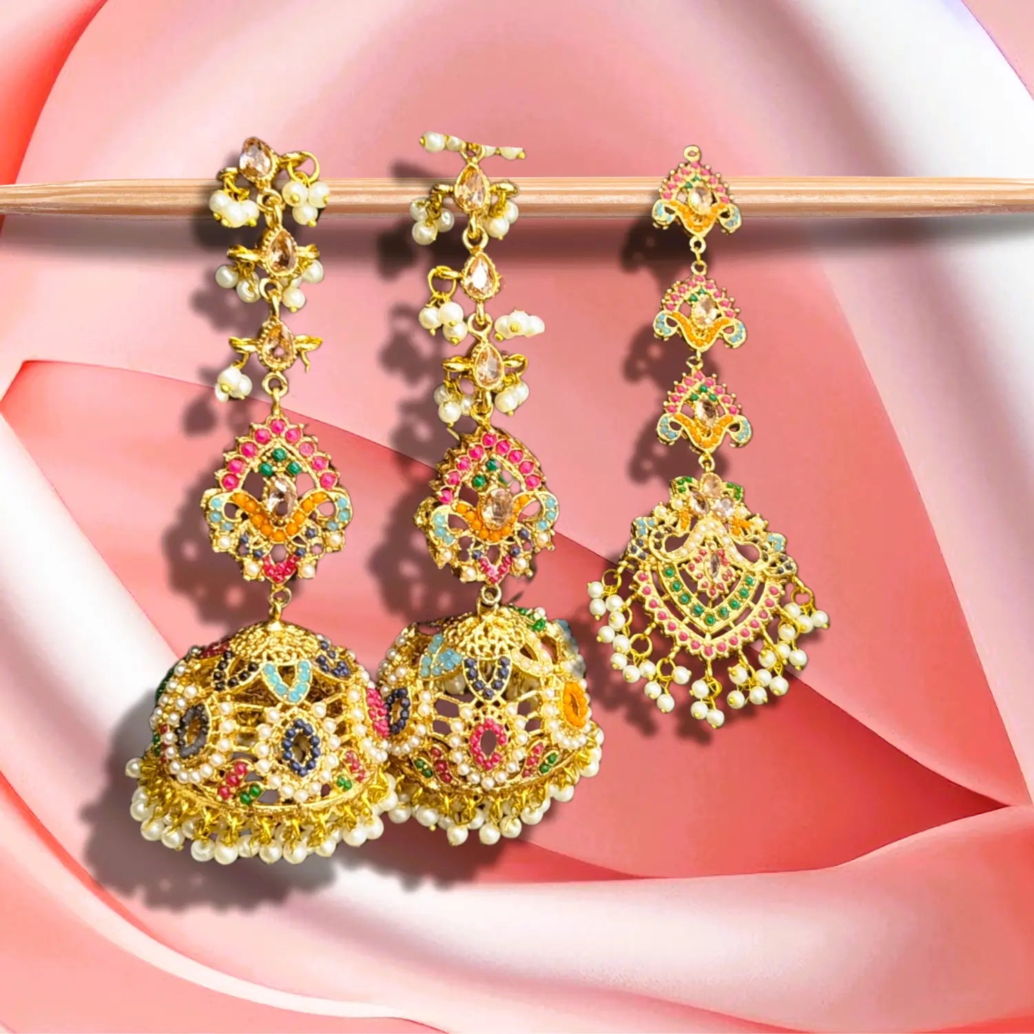 Bindya with Earrings